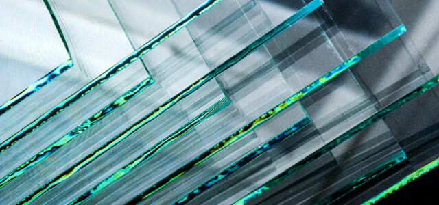 ガラス製造におけるエアコンプレッサーと圧縮空気